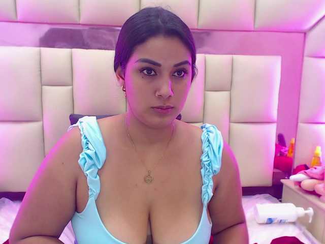 Foton CamilaSmith LET'S START A GOOD WEEK TOGETHER!! ♥ GOAL: FUCK ME WITH MY BIG DILDO MY MEATY PUSSY! 560 TKN ♥
