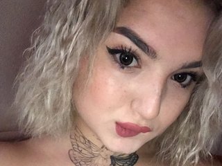 Erotisk videochatt CamillaCherry03