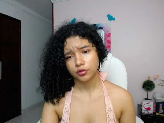 Foton Candy-Curvyn sing and dance with me daddy! - Goal is : make me happy #lovense #teen #feet #ahegao #cum