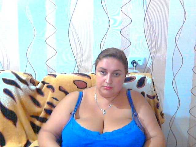 Foton CandyHoney if you like me I show you my breasts in a bra !!!!!