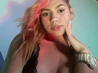 Erotisk videochatt CandyZuluaga