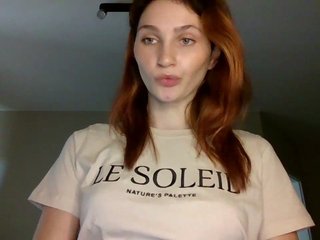 Erotisk videochatt CarmelinaDesire
