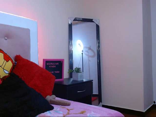 Sändningsbilder carolinekindx