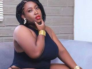 Erotisk videochatt Chanel-blak