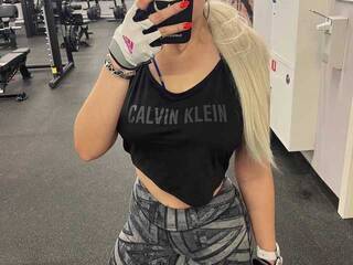 Erotisk videochatt CharlottaShy