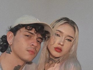 Erotisk videochatt Charlotte-and-Liamm