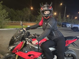 Erotisk videochatt Charodeyka