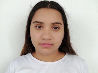 Erotisk videochatt CHLOE-PETITE