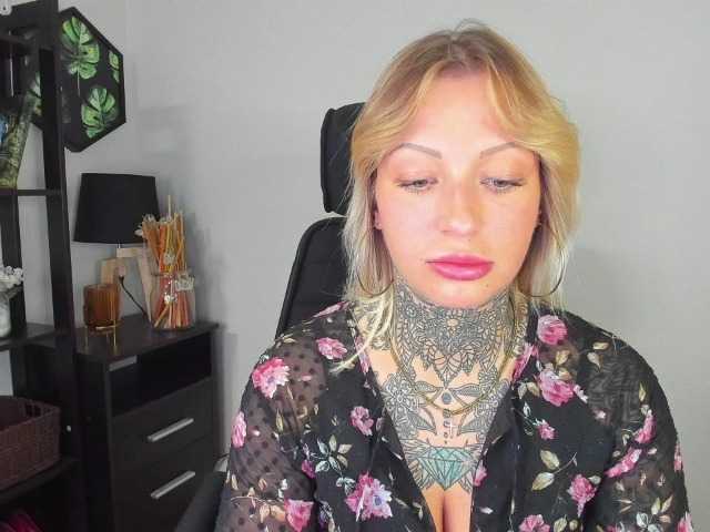 Foton ChloePleasure #tattoo#dominate#femdom#cuckold#dirtytalk#fantasize#joi