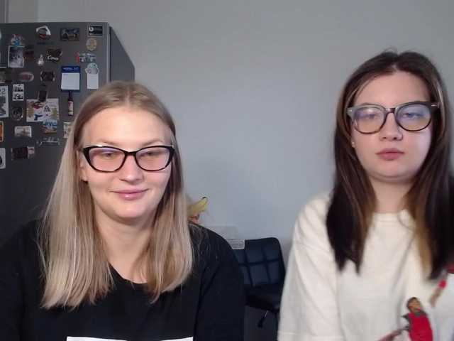 Foton ChrisnKat Hello everyone We are Katya and Kristina) Glad to see you in our room! Subscribe, put love! Dont hesitate - its free! 2naked girls 350 tk! 2 girls squirt 1200 tk!