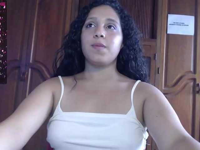 Foton ClaireWilliams ARE YOU READY TO CUM TILL GET DRY? CUZ I DO. DO NOT MISS MY SHOWS, YOU WON'T REGRET DADDY #lovense #ass #latina #boobs #chatting #games #curvy