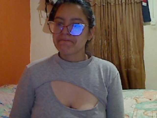 Foton cleohot latina#boobs#ass#glasses#cum#feet#lovense