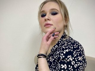 Erotisk videochatt CloeHarris