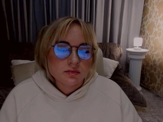 Erotisk videochatt CloeHarris