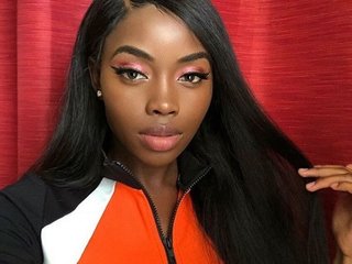 Erotisk videochatt Coco-Fox