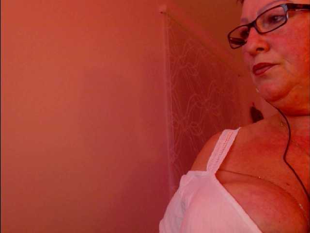 Foton Connyat99 Make Mistress Conny happy with the vibration 201 ultra high kiss tits flash 80 tips guys kiss only german here pm 20Domi 5 min steuern 200 tips