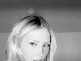 Erotisk videochatt Consie