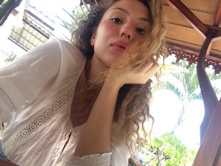 Erotisk videochatt Curly-Kissy