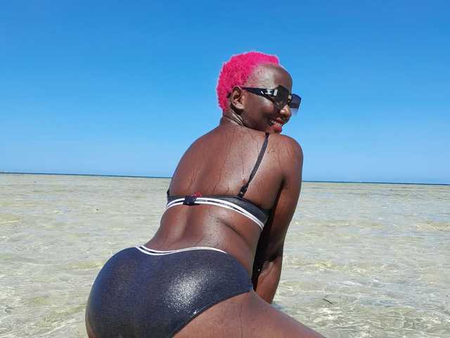 Foto av profilen Cuteblackchic