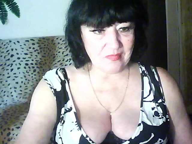 Foton dame89 All good mood) thanks a lot for tips) don't forget to put love) camera-25 tokens