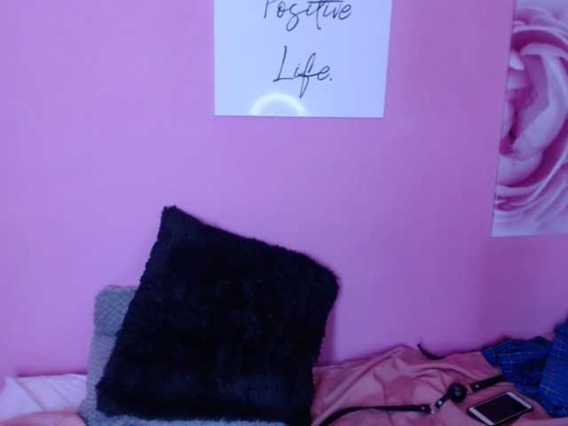 Sändningsbilder daniela-moon