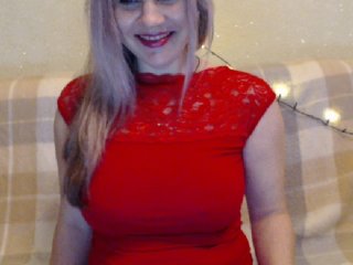 Foton DarinaStar @Happy New Year) Hello december ! »waiting for gifts;) add to friends for 20 tokens