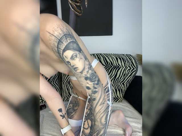Foton Dark-Willow Hello ❤️ I'm Margarita, a lovely artist in tattoos ❤️ lovense works from 2 t to ❤️ ---my Favorite vibration 11-20-111tk ❤️ BEFORE 150tk PRIVAT ❤only FULL PRIVAT ❤️ here to make my dream come true ❤️ @remain ❤️