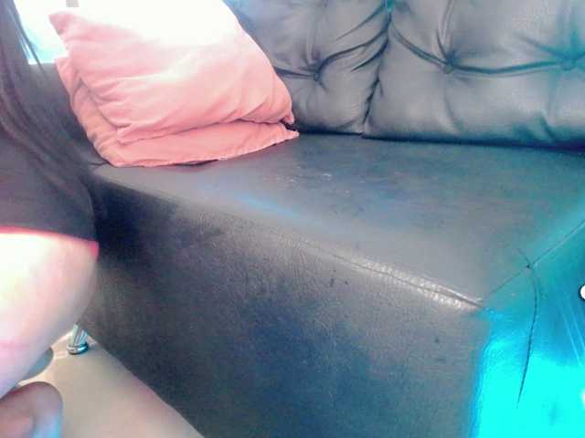 Sändningsbilder Devora-mature