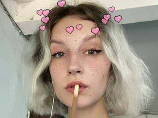 Erotisk videochatt DivineLoly