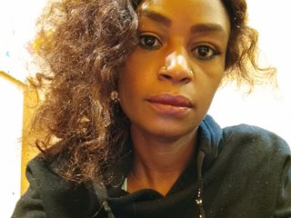 Erotisk videochatt EbonyAshanti