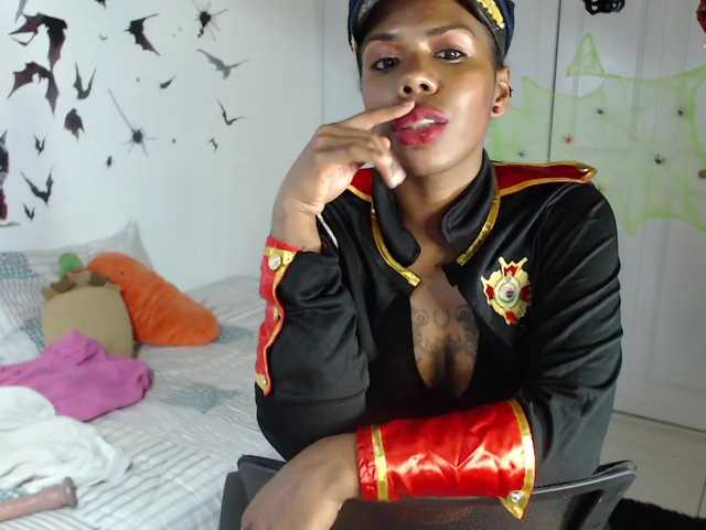Foton ebonyblade hello guys today I have special prices, come have a good time with me [none] your fingers in my wet pussy