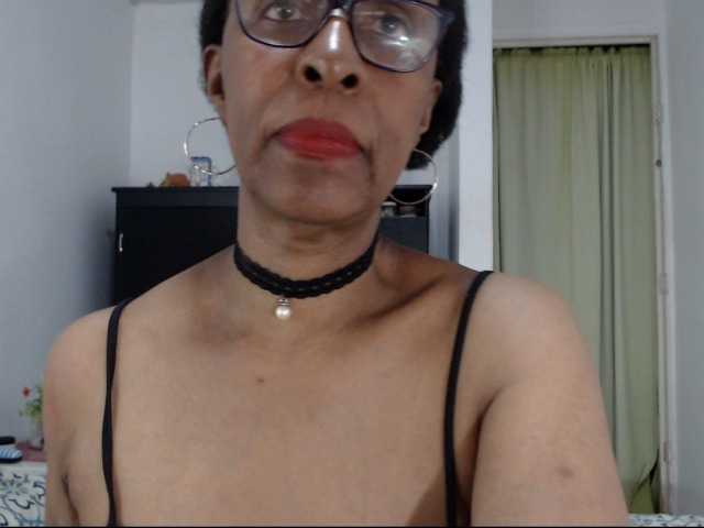 Sändningsbilder ebonymilf