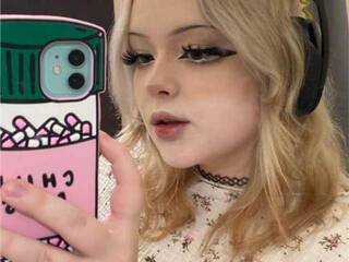 Erotisk videochatt SleepyHeadCat