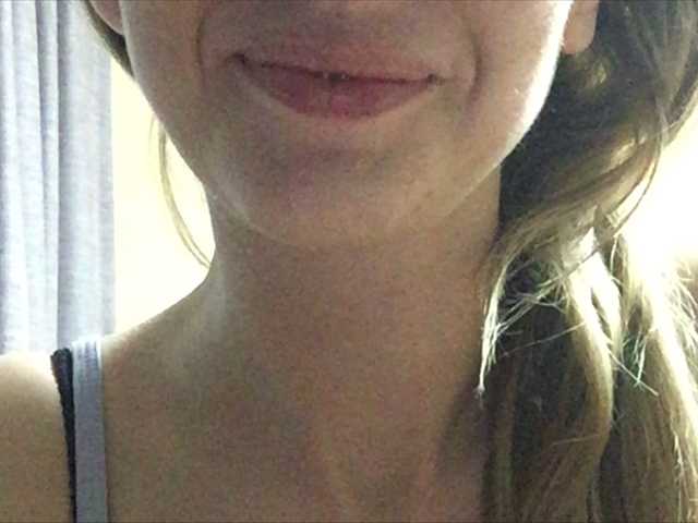 Sändningsbilder ElegantBlonda