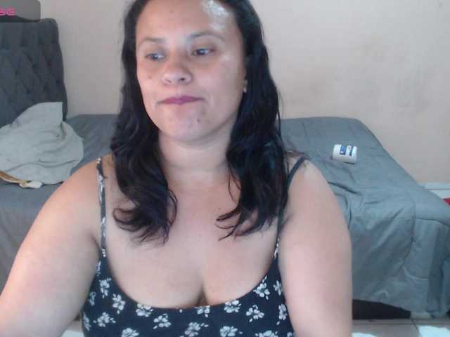 Sändningsbilder eliana-bbw