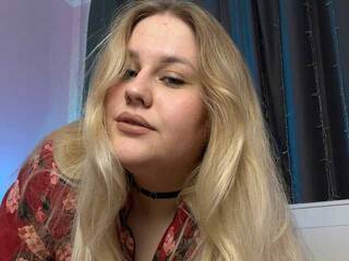 Erotisk videochatt ElienArinly