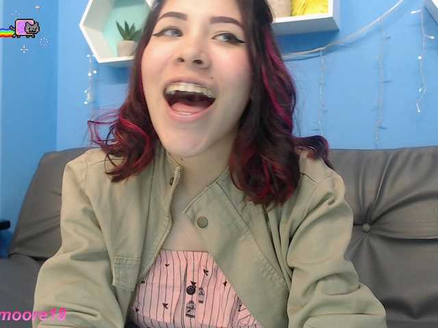 Sändningsbilder ElifMoore