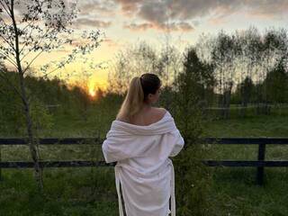 Erotisk videochatt Emaleena