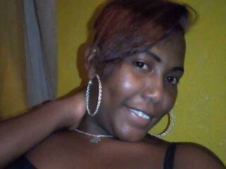 Erotisk videochatt Emellie