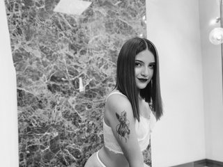 Erotisk videochatt EmilyBenz1