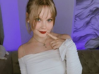 Erotisk videochatt Essie-Fanning