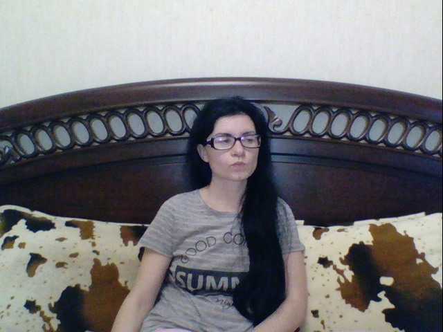 Foton evaforlove hi nice to meet you ) hi I am gentle and attentive for those who indulge me with tokens Camera 20 . Boobs 60. pussy 500 ass 66 strip 500. ш have lovense nora