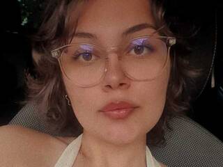 Erotisk videochatt evelyne-fox