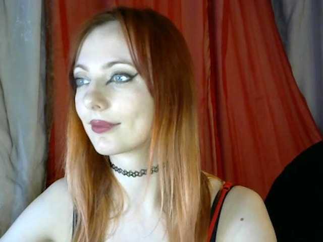 Foton EXTASYmina #fantasy #domination #cuckold #submissives #slaves #mistress #herrin #germany #cbt #joi #cei #sph #feet #boobstease #clevage #humiliation #findom #femdomI speak german and english only, Not russian