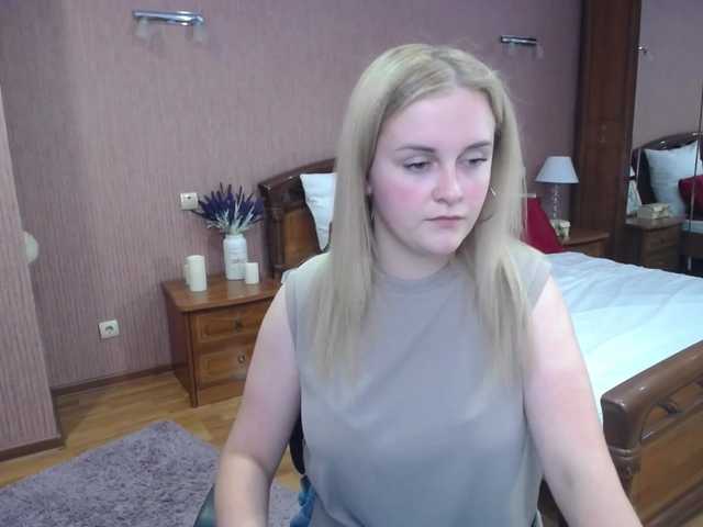 Foton FlutteringGaz Hello guys! Thats my first day and i m stil little shy! Lets get know each other better and have nice time together) I would like to feel comfy with you) Pvt and Grp On!!!