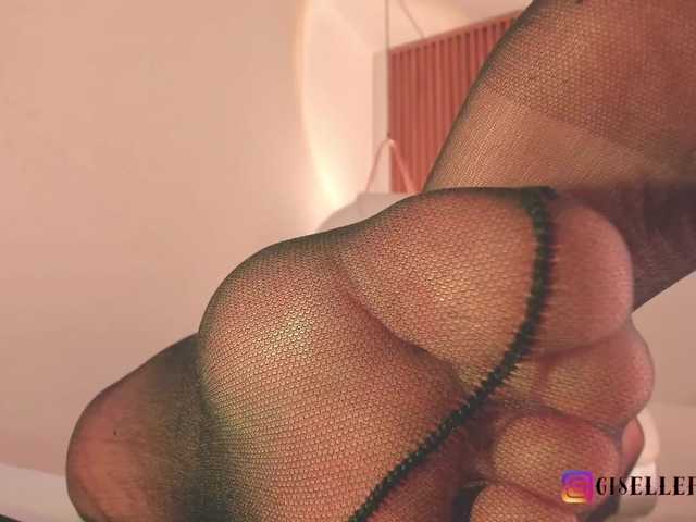Foton gigifontaine Your new dream in pantyhose is here! come add me Fav and enjoy me !! #pantyhose #mistress #feet #squirt #bigpussy