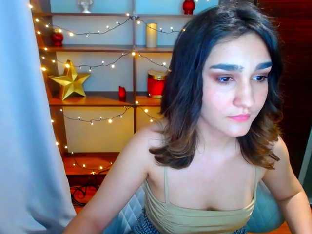 Foton GoldeneHeart hello guys, I have new white underwear and white stockings, I will be glad to show in private, chat and fun) kiss! guys help me reach the goal 8000 tokens left