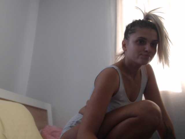 Foton harlyblue hello guys and girls why not?what you found in my room ?you found lush , ass pussy fingers but you found a frend and a good talk to!#boobs 15 ,pussy 30,finger pussy 44 finger ass55,pm 1 feet 5 and come and discover me !