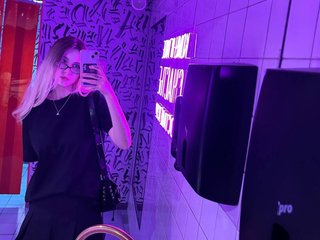 Erotisk videochatt -HeyRina-