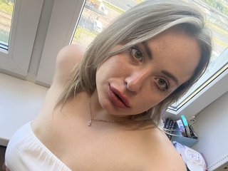 Erotisk videochatt HollyDoll